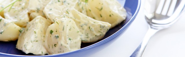 Creamy-Lemon-&-Herb-Potato-Salad